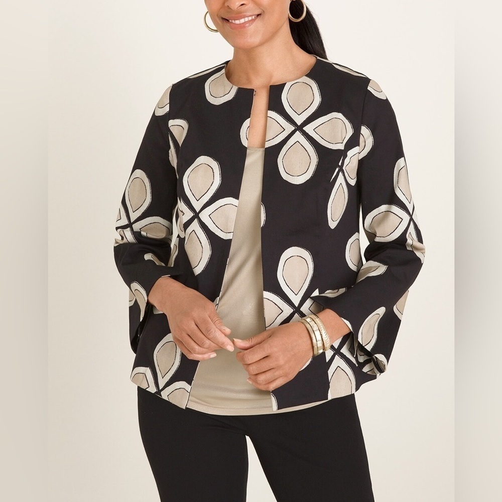 CHICOS Black Large Floral Art Pattern Cropped Jacket Wide Sleeve Size 1 M
